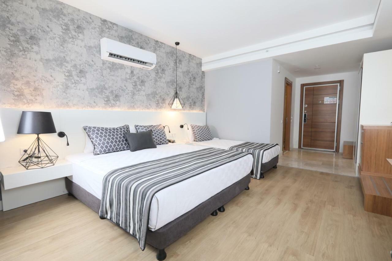 Double Room,813152172:JPEG