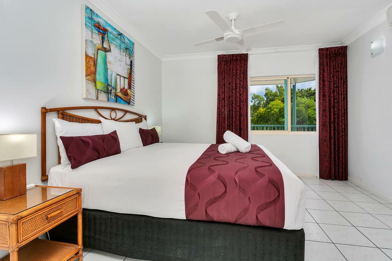 Superior Seaview One-Bedroom Apartment