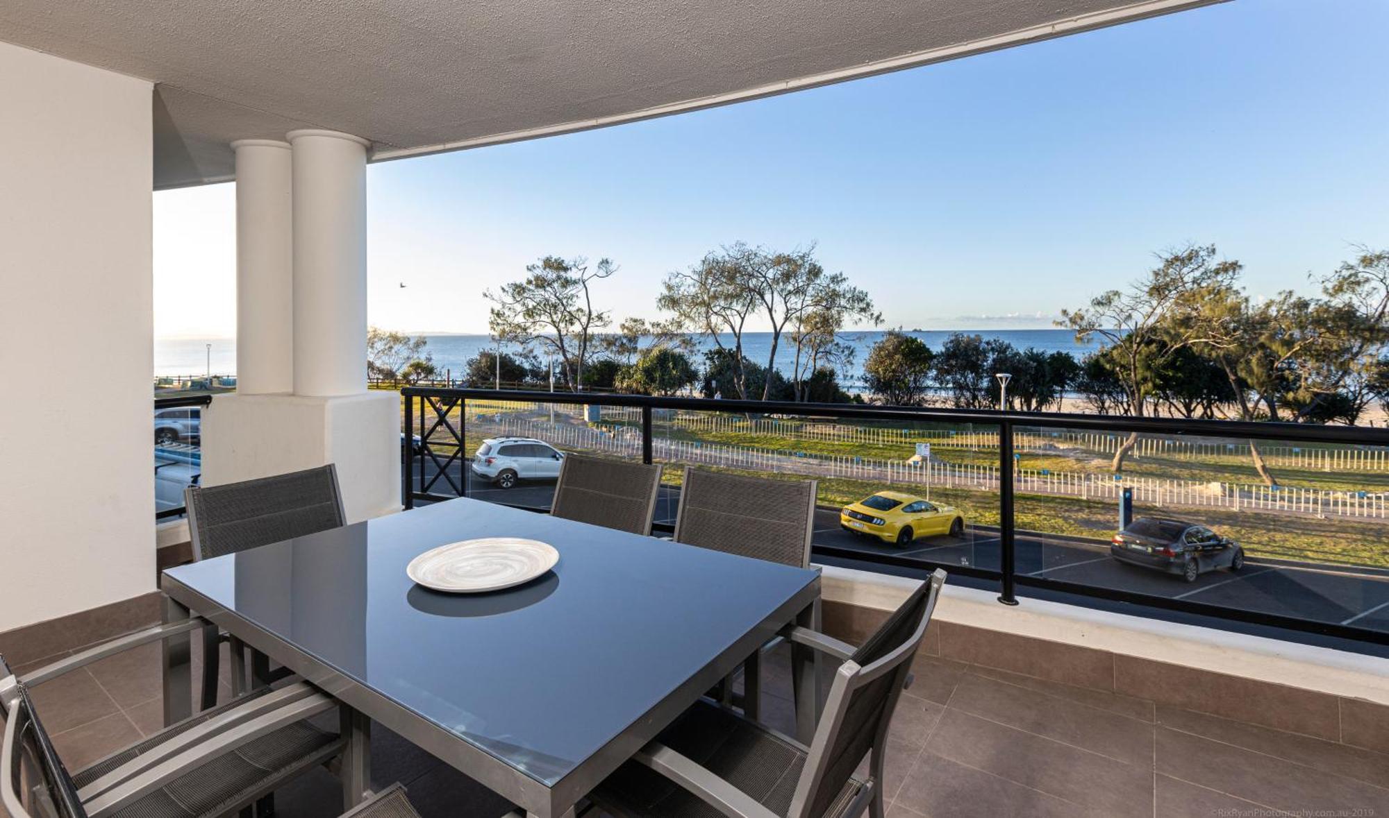Premium Three-Bedroom Apartment Ocean View Apt 13