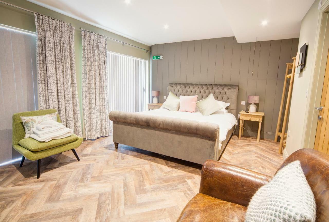 Hazel – ground-floor room