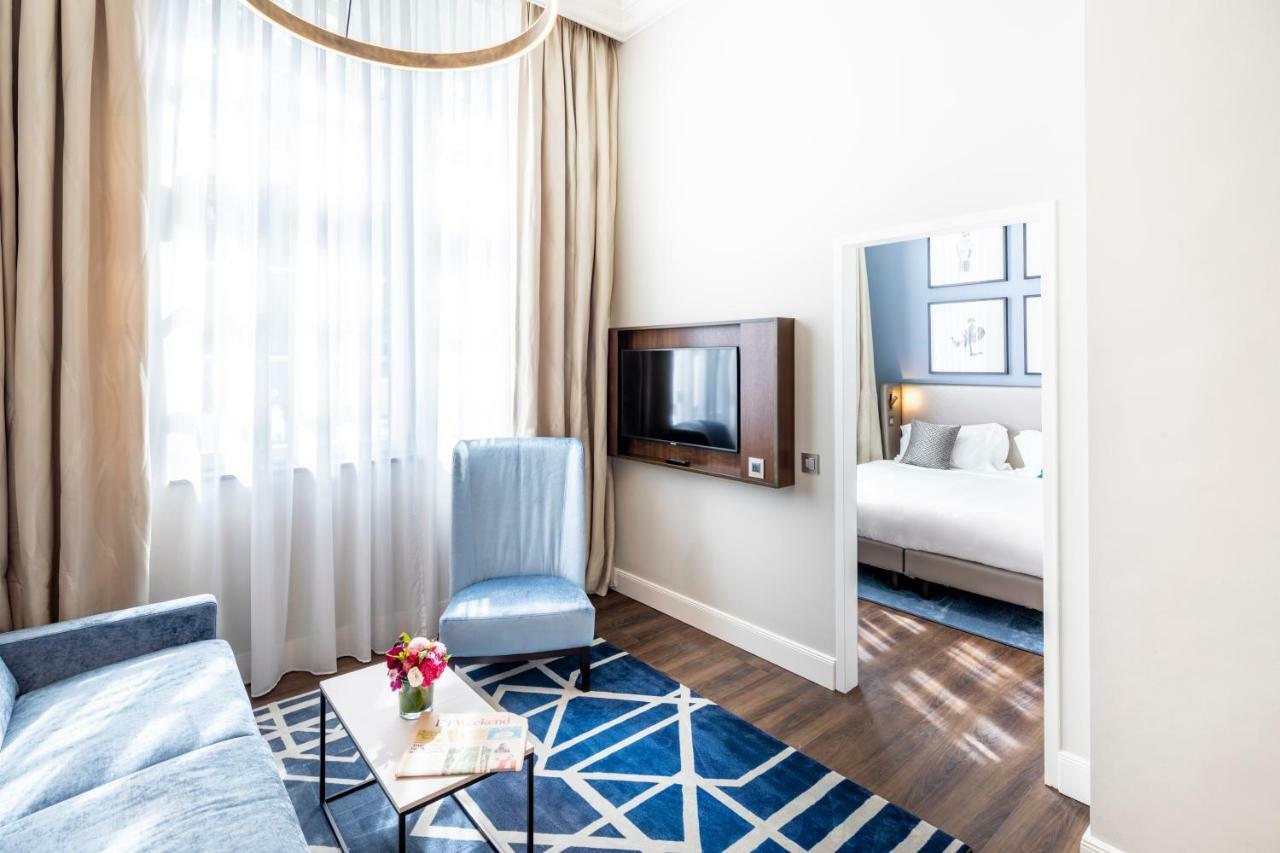 One Bedroom Deluxe