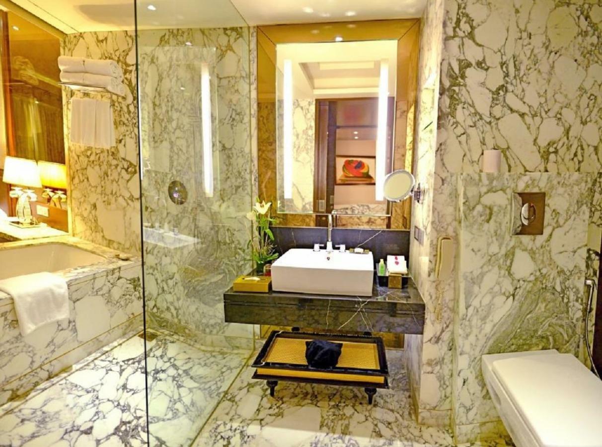 Superior Double or Twin Room Bathtub Non Smoking Happy hours 11 on alcoholic beverages from 4 PM to 7 PM Complimentary INR 500 Hotel Credit on min usage of INR 2000 at market place restaurant on Food & Soft Beverages on Mini Bar