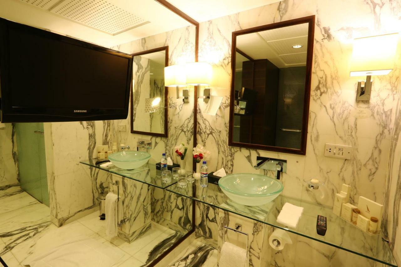 Standard King Room,831235169:JPEG