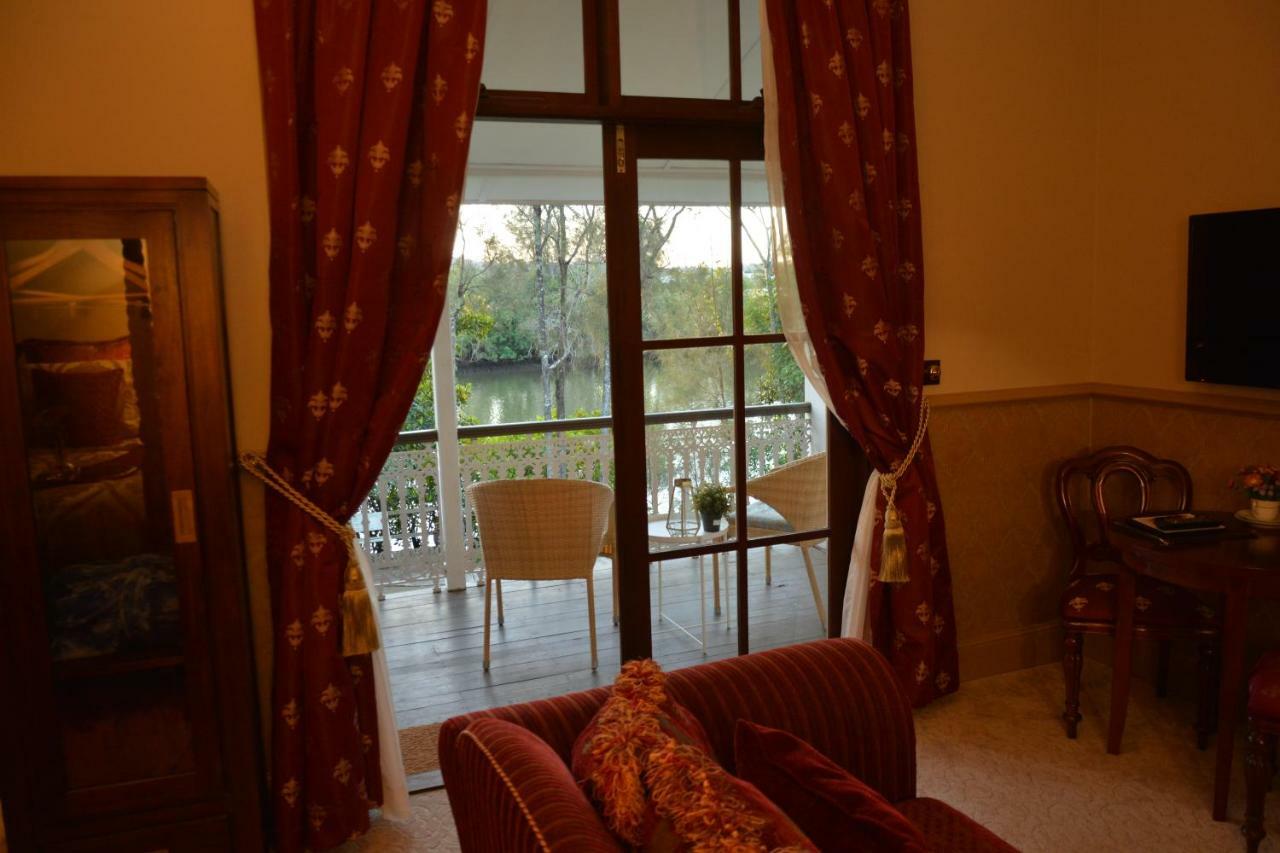 King Suite Spa Bath
