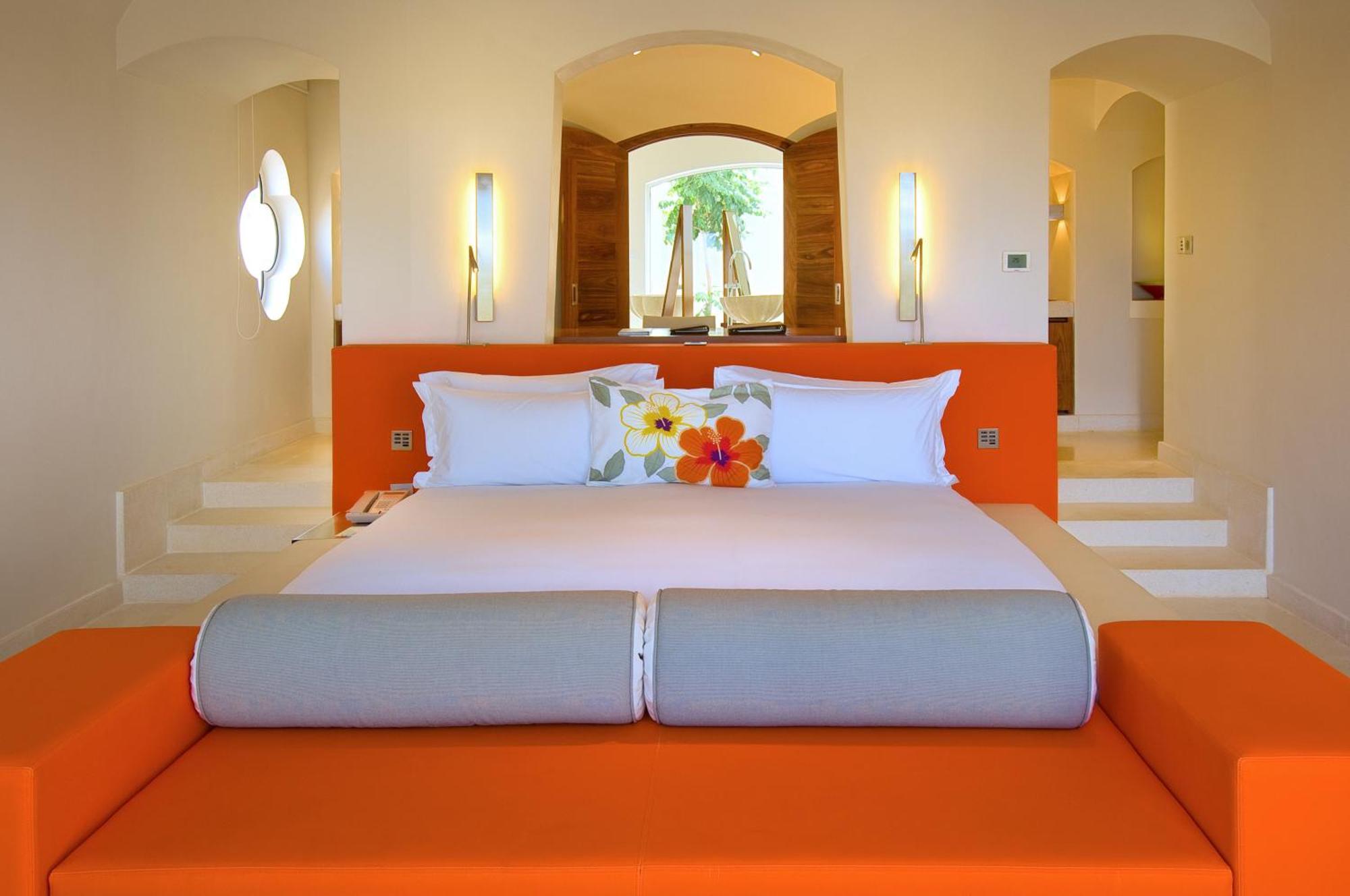 SO King Beach Villa with Private Garden and Plunge pool - Beach Front,1419563478:JPEG