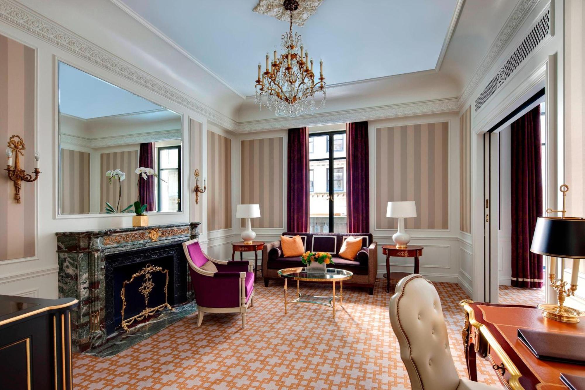 One-Bedroom Deluxe Suite - Butler Service,1357500095:JPEG