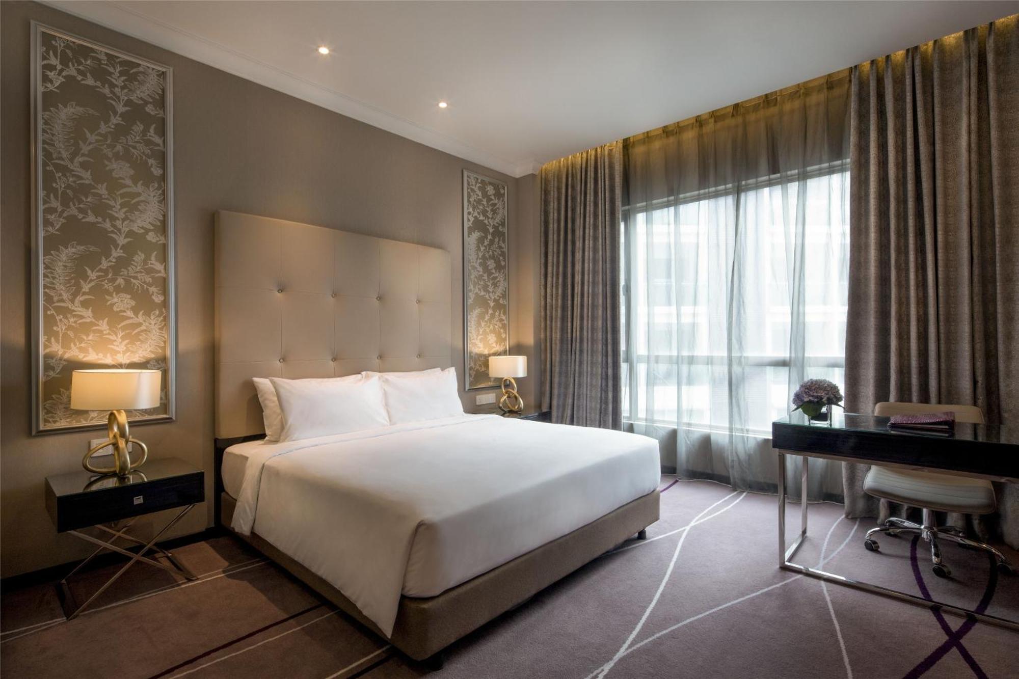 Dorsett Suite