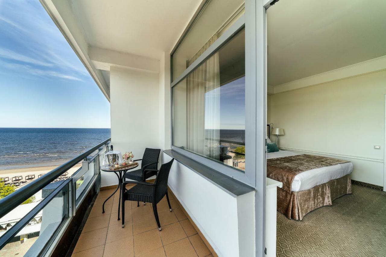 Executive Suite with Sea Wellness SPA Access