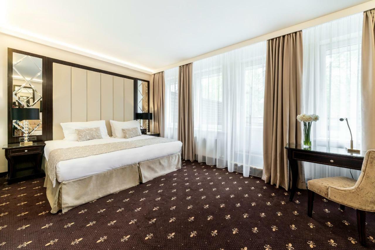 Classic Double or Twin Room Sea Wellness SPA Access