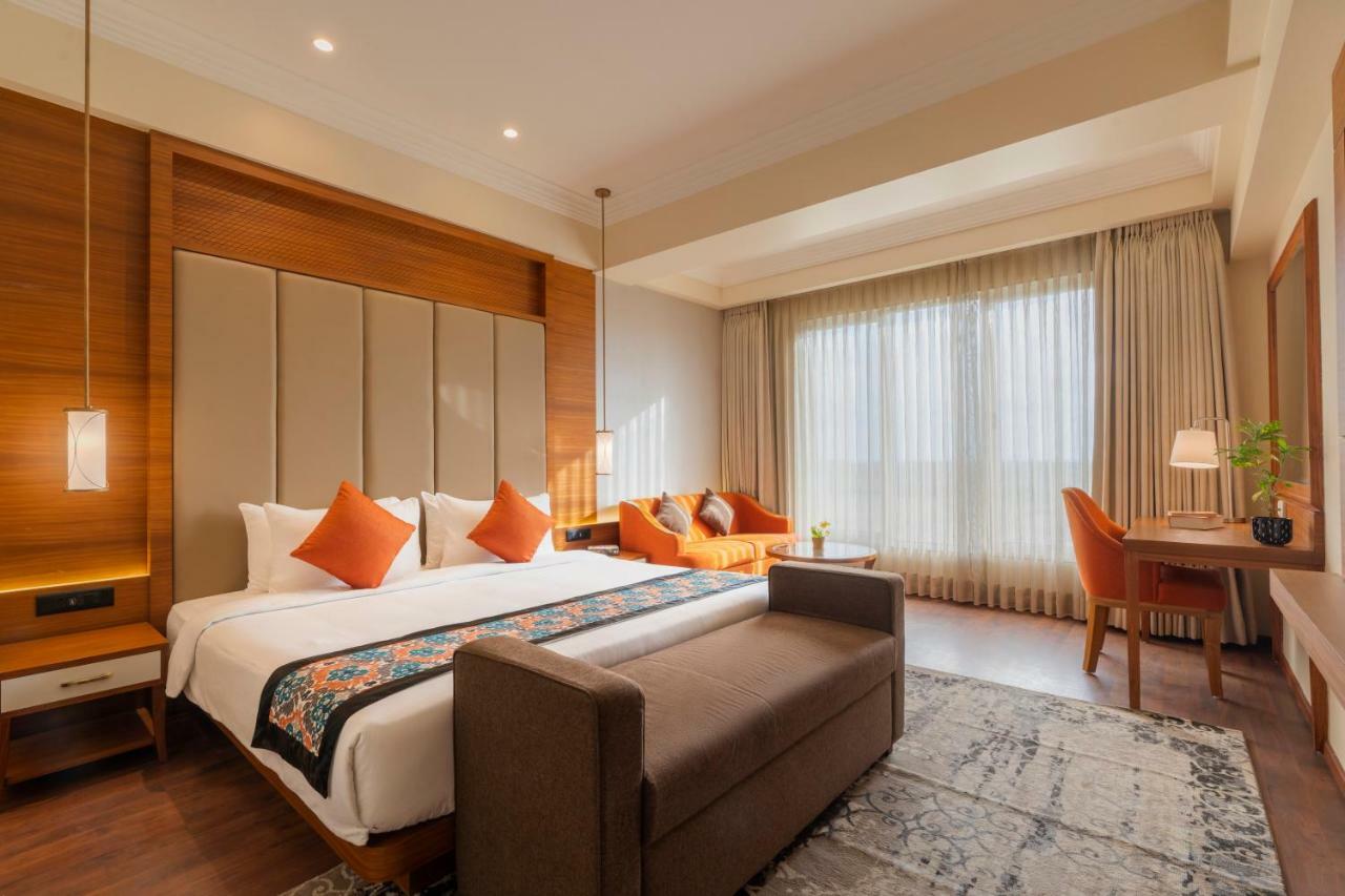 Suite Complimentary Mocktails Welcome DrinksEarly Check & Late Check-Out up to 4 hours on availability on Food Beverage Laundry Spa,847285331:JPEG