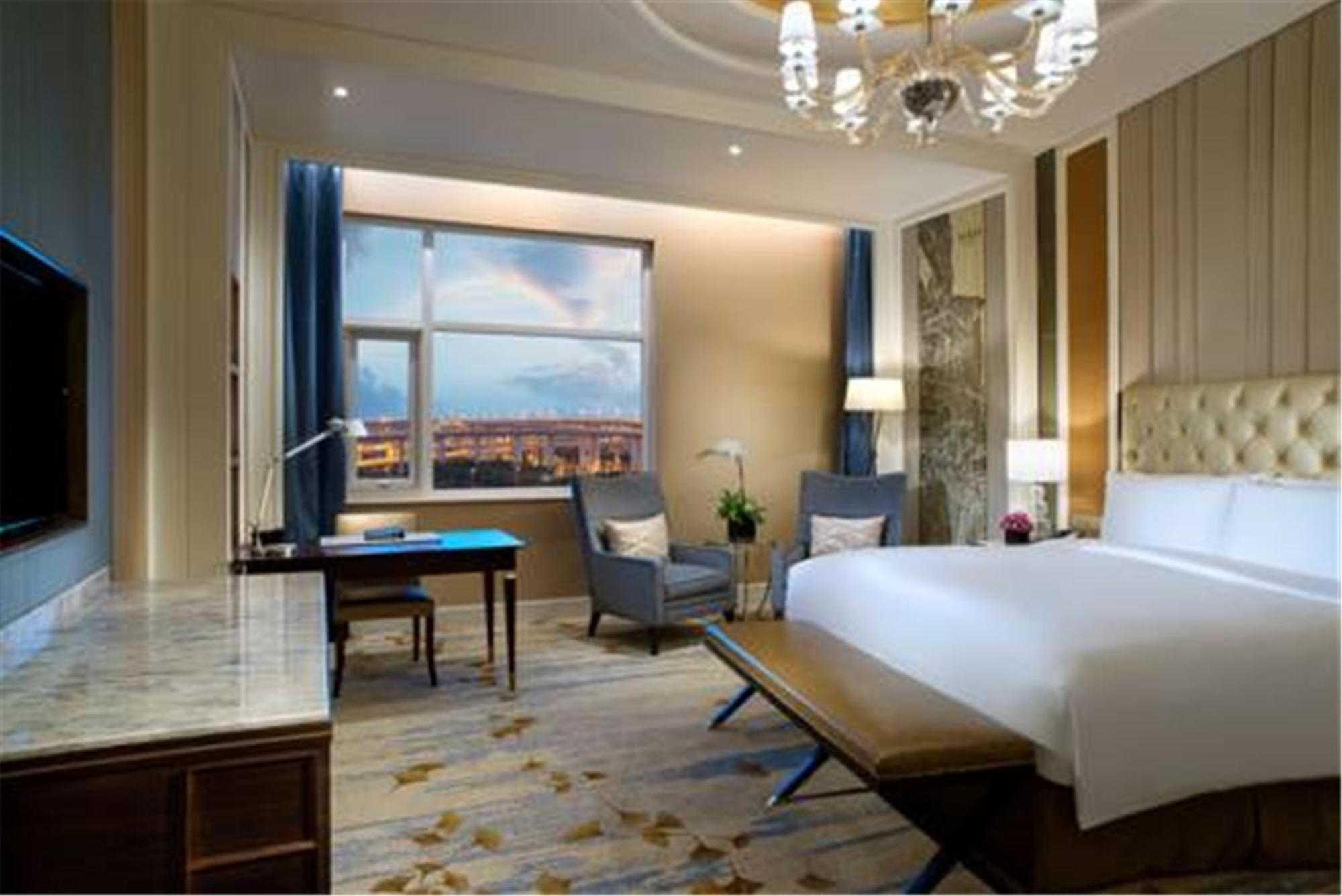 Superior King Room,435346992:JPEG