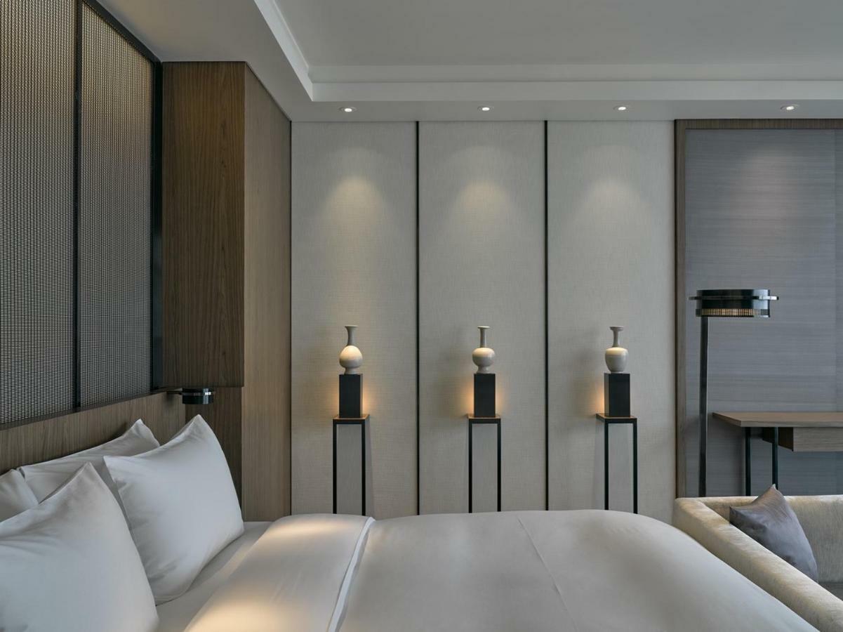 Limited Time Grand King Room
