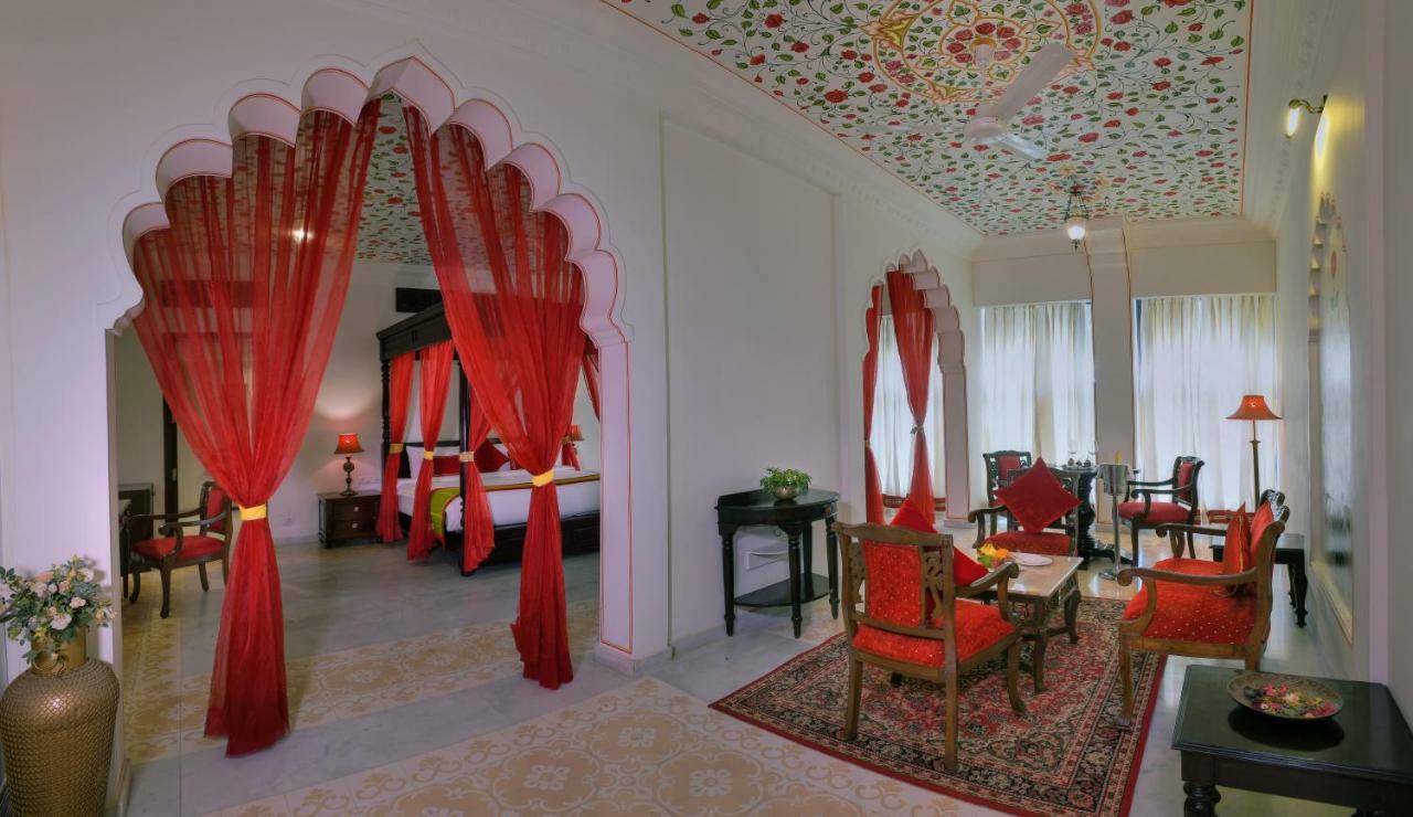 Superior King Suite