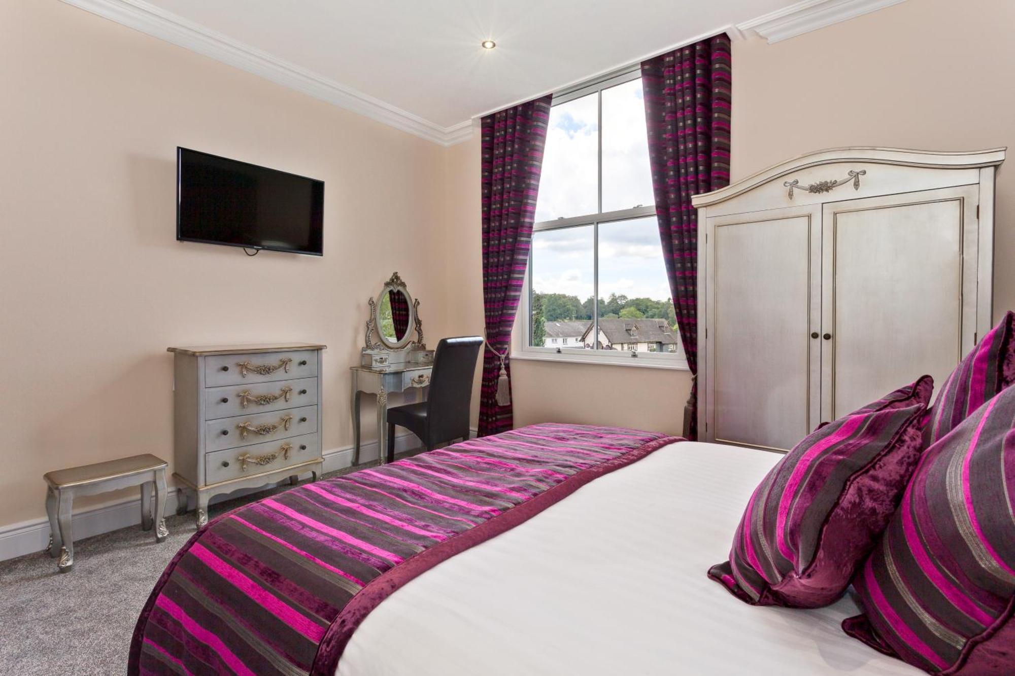Superior King Room