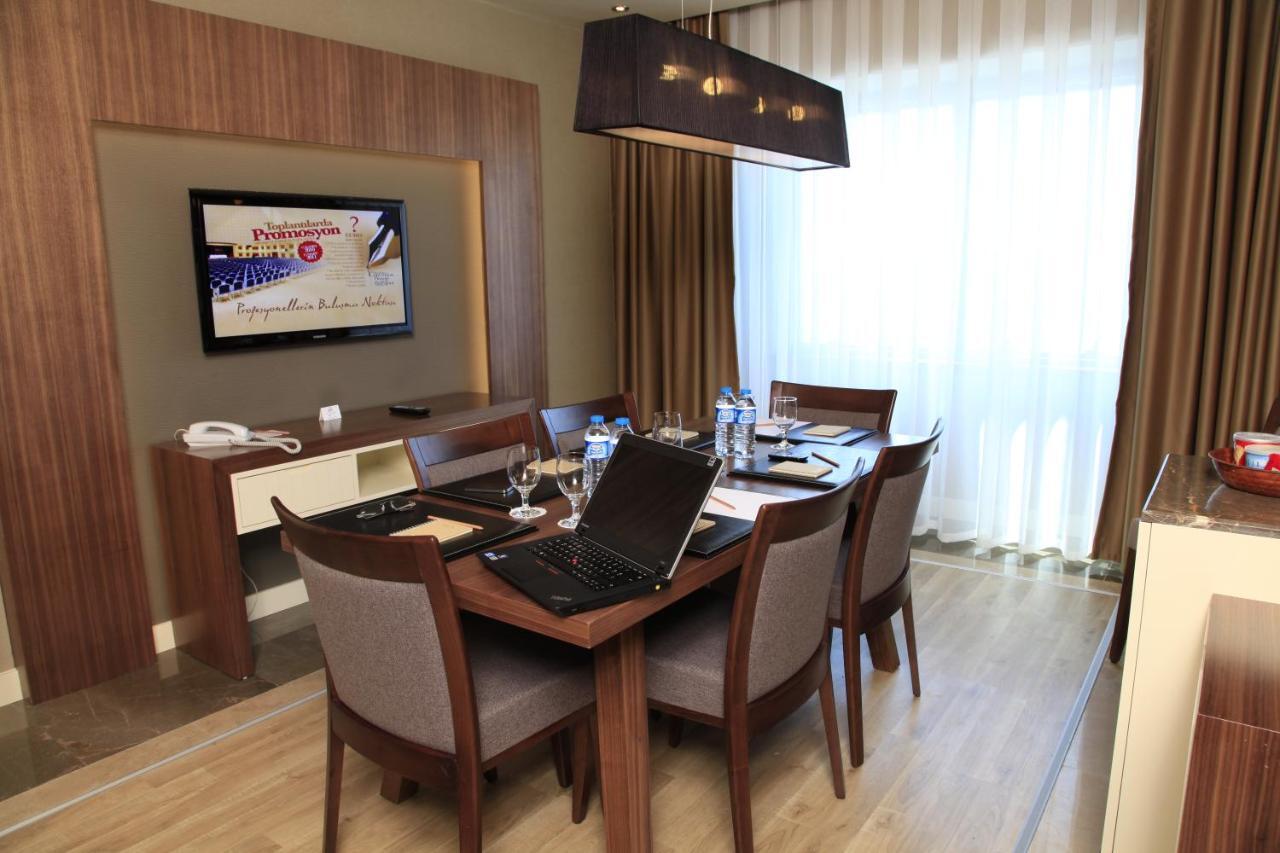 Presidential Suite