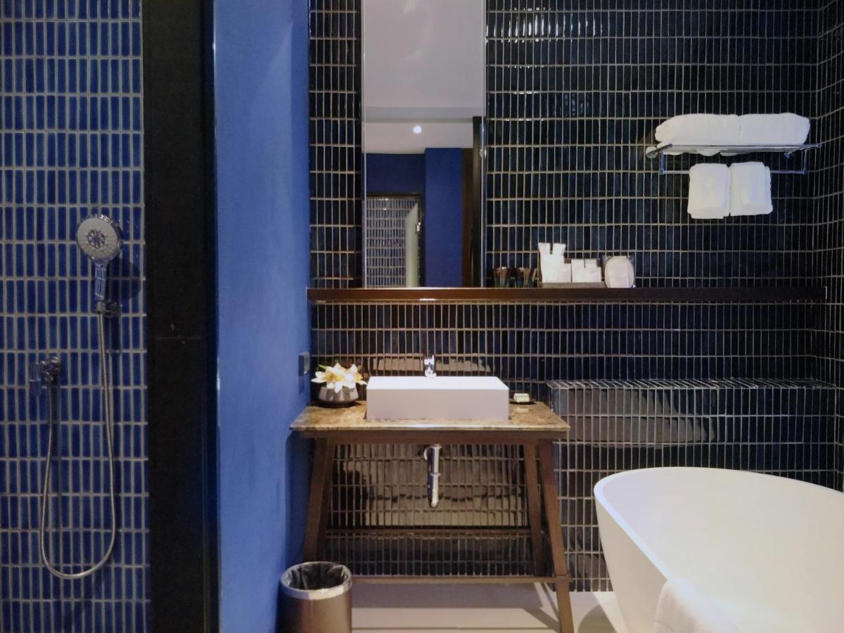 Executive Suite Spa Bath
