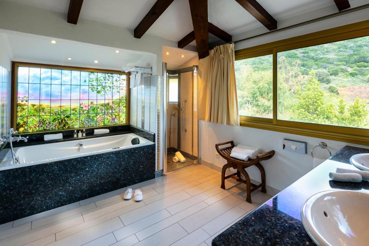 King Suite with Sea View,932509858:JPEG