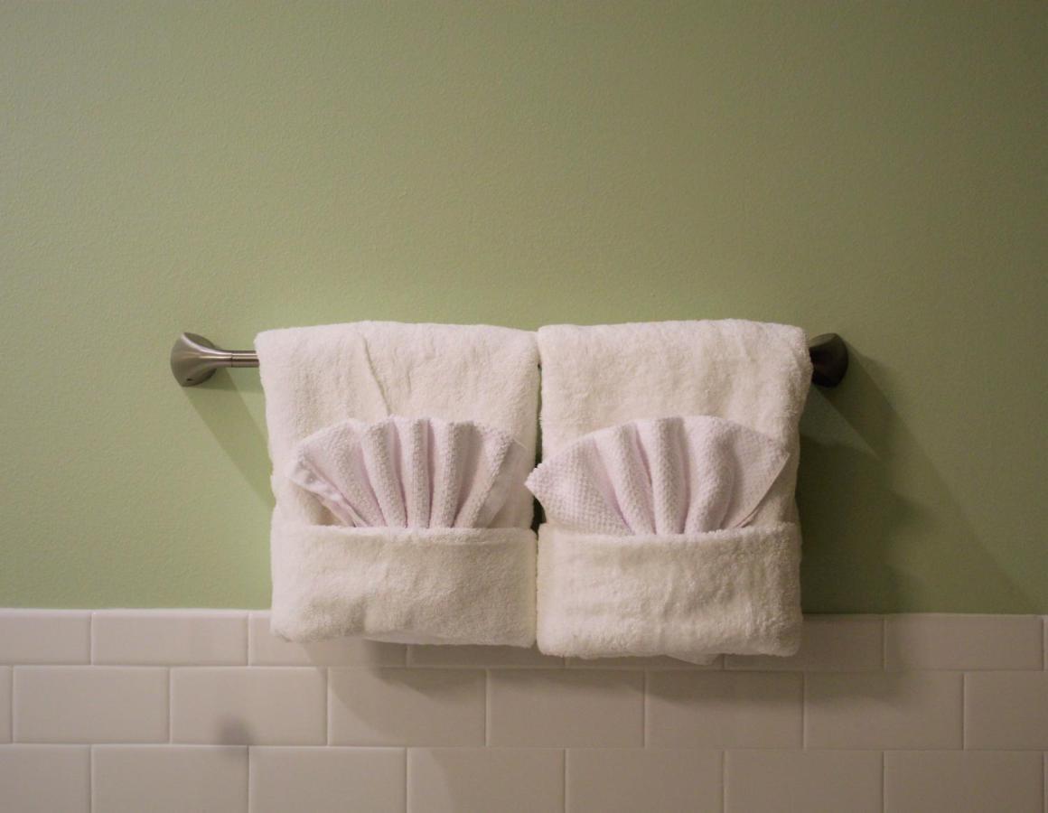 Deluxe Queen Room with Two Queen Beds