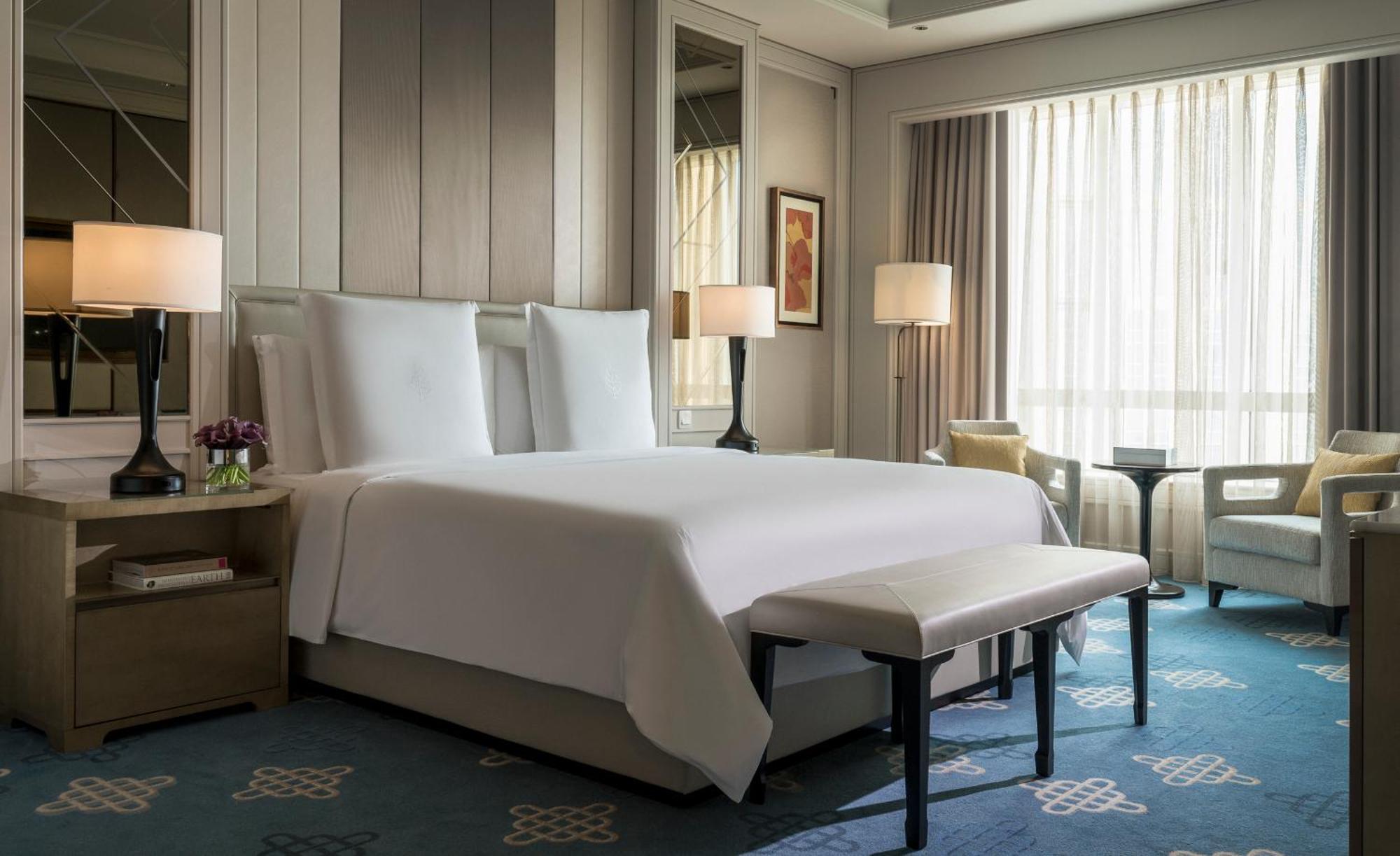 Superior King Room