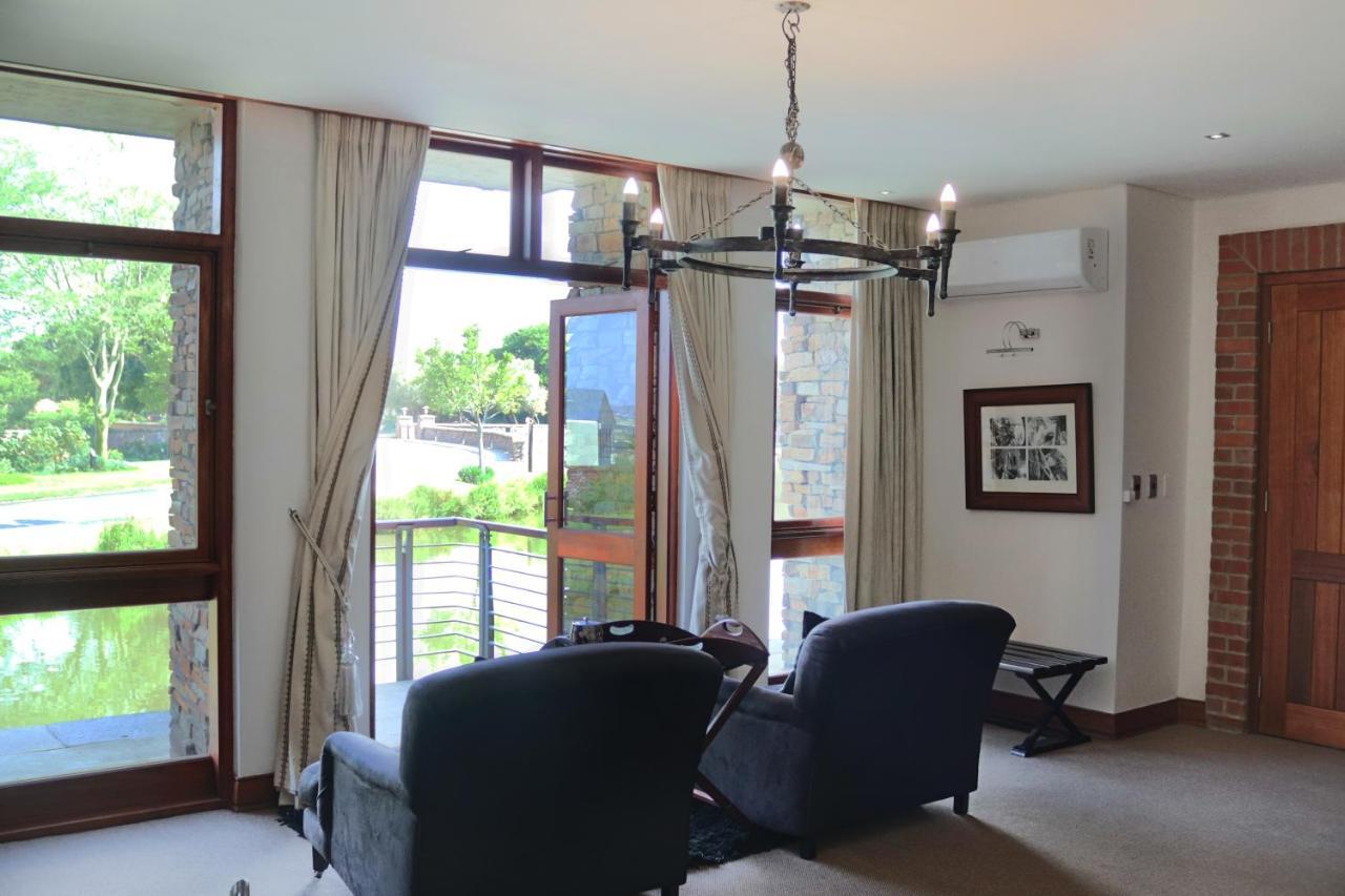 Double or Twin Room Balcony