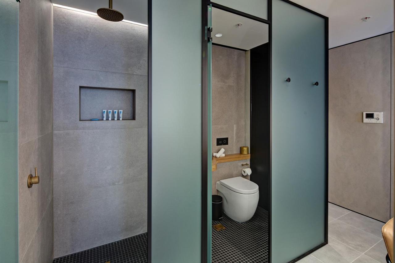 Sky Room