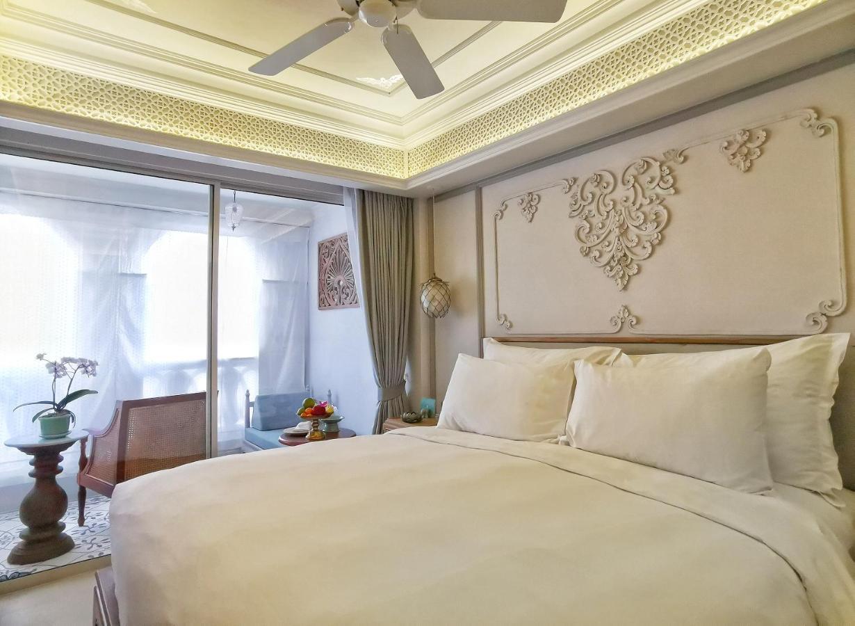 Petite Bedroom without Bathtub no extra bed allowed