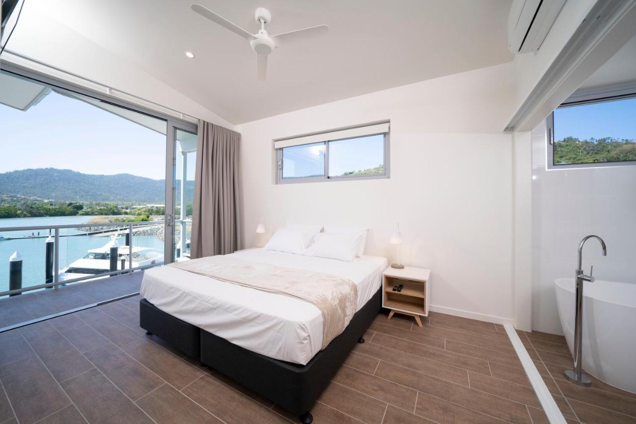 Two-Bedroom Apartment Harbour View