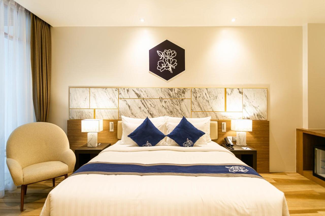 Premier Double Room with Garden View