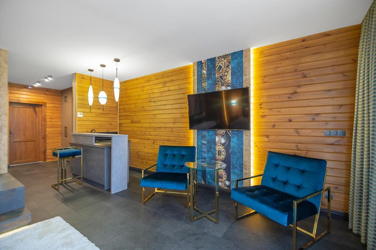 Deluxe Bungalow
