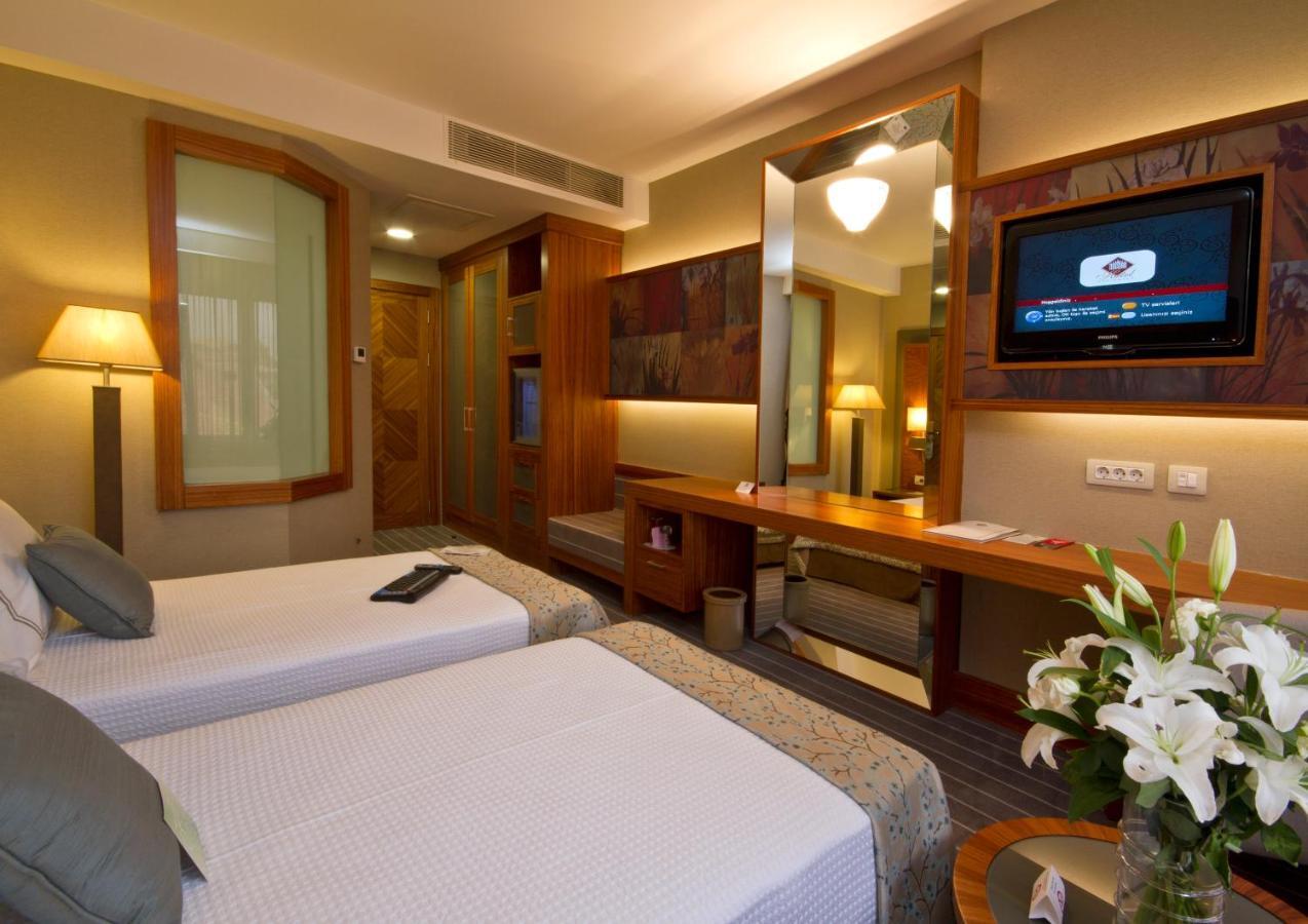 Deluxe Single Room