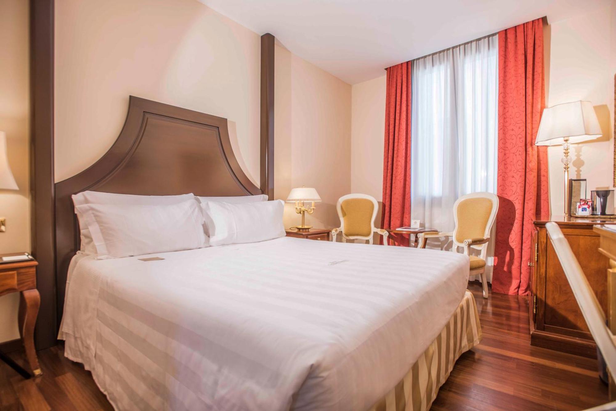 Classic Double or Twin Room