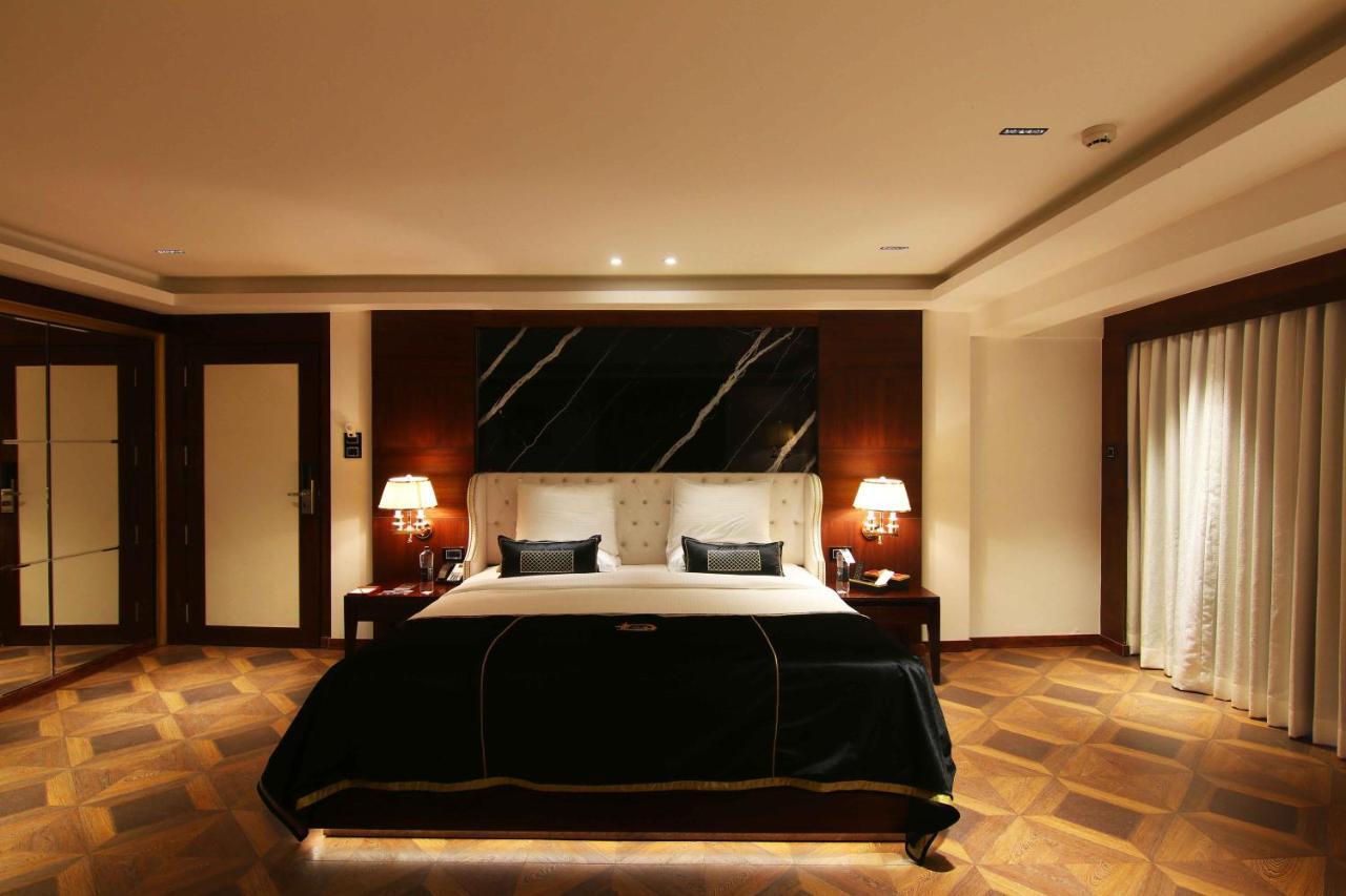 Garden Villa Room with 15-minute Pickleball Experience (subject to Availability) and Complimentary Access to Indore Gaming Zone,959497990:JPEG