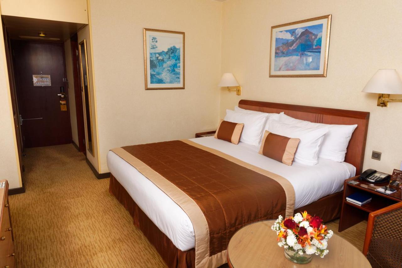 King Room with Lake View,1457339275:JPEG