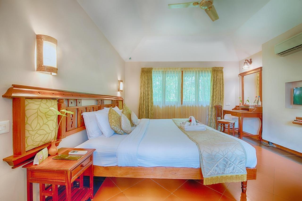 Deluxe Room Evening Hi-Tea Complimentary