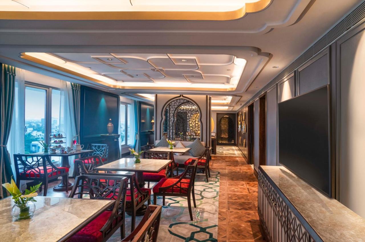 Club Room With Lounge Access & One Way Airport Transfer,1221816196:JPEG