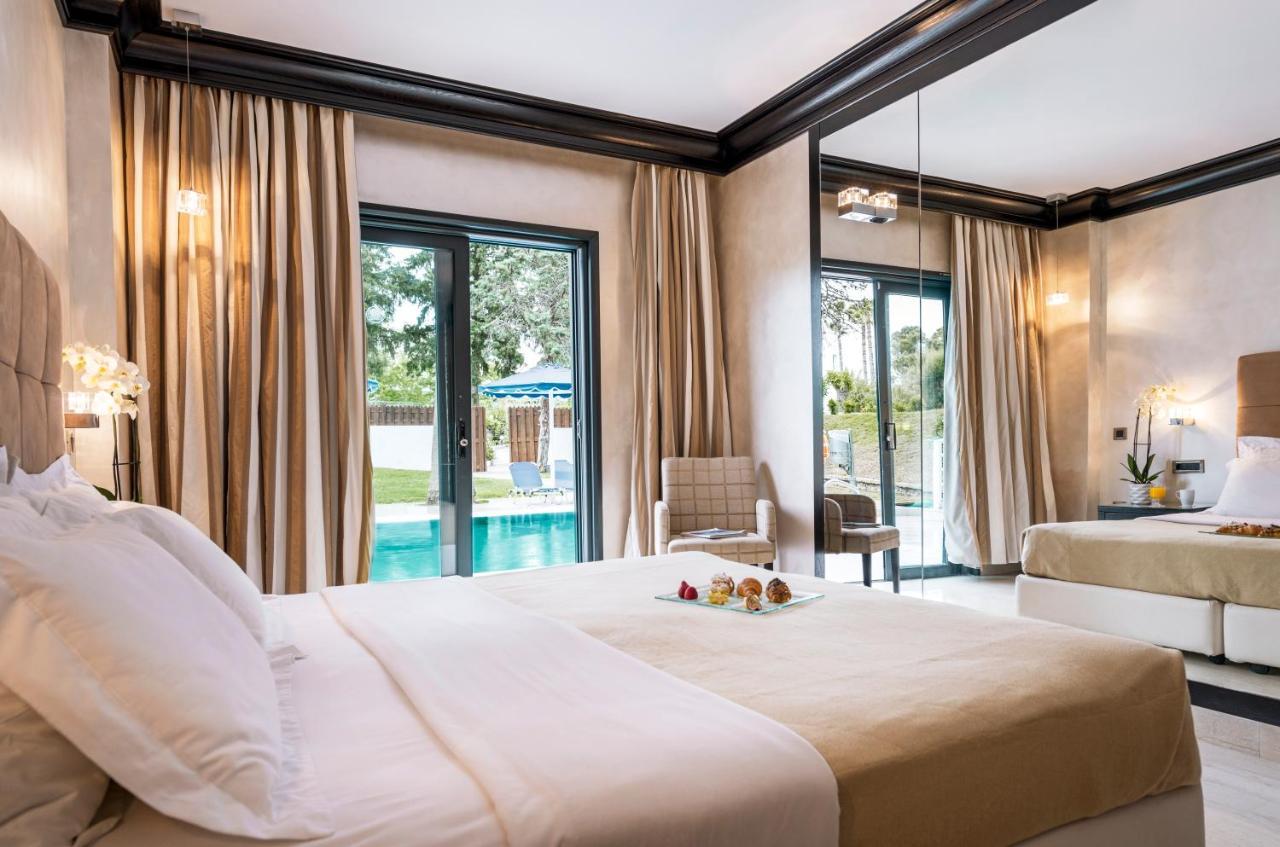 Twin Room Shared Pool,1774471336:JPEG