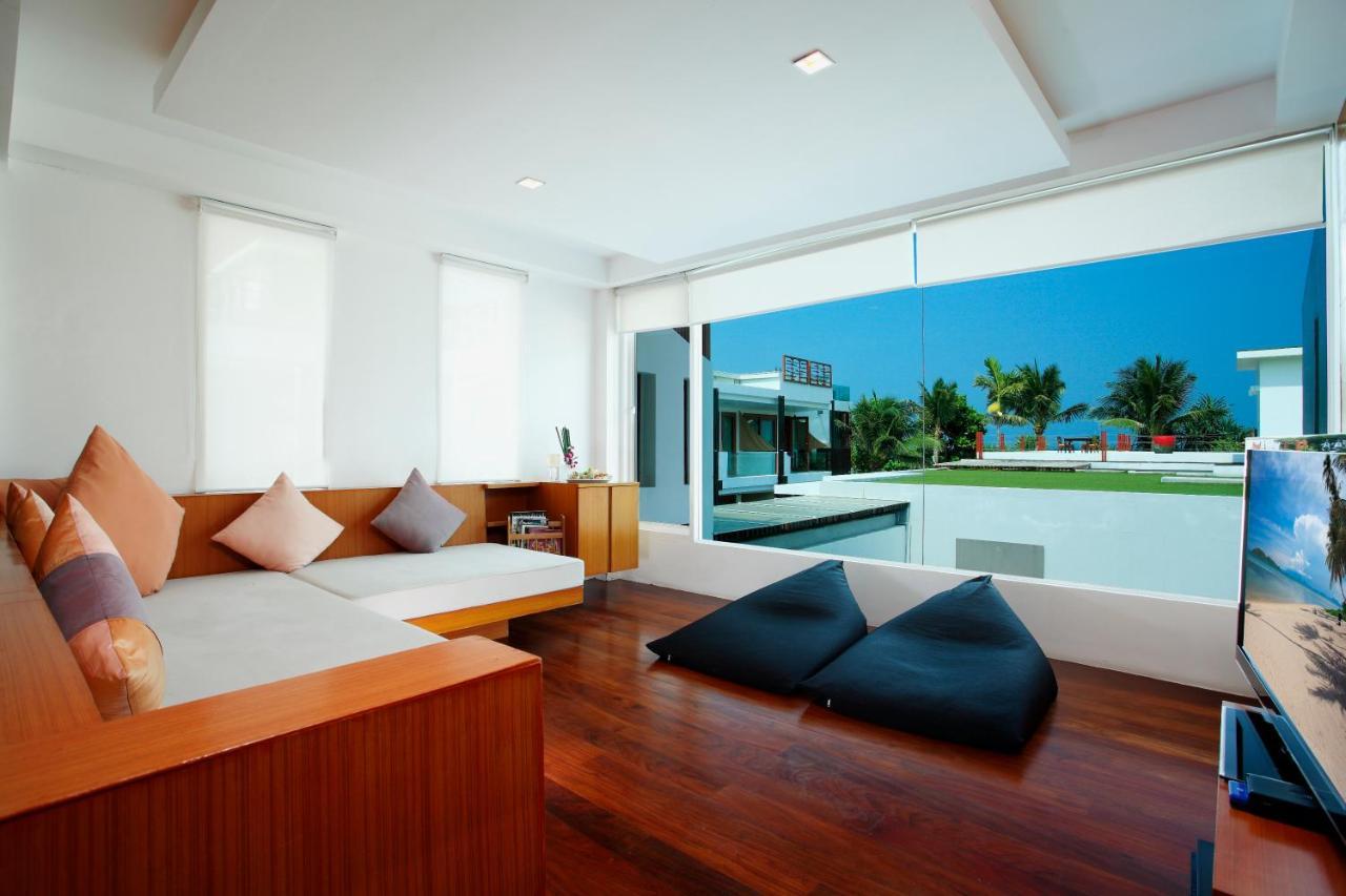 Pool Villa loft Daily Complimentary Minibar
