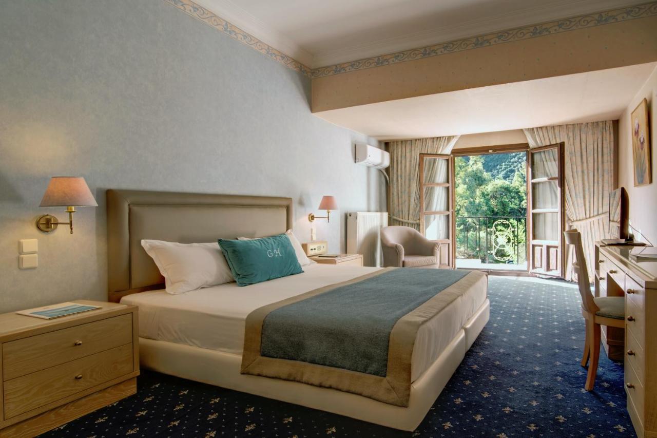 Zweibettzimmer mit Bergblick