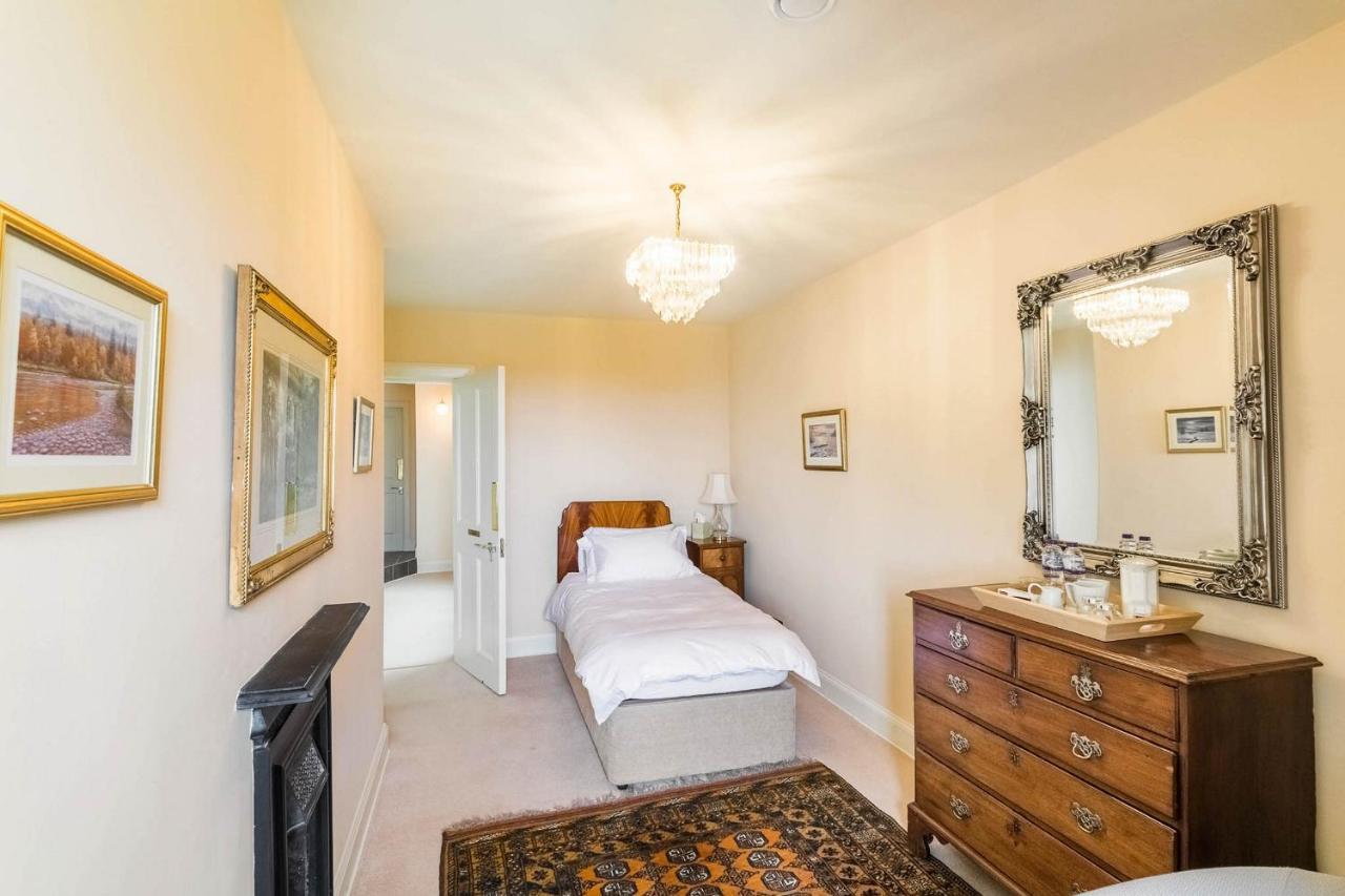 Single Room with Private Bathroom,969398425:JPEG
