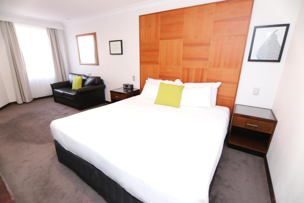 King Suite with Spa Bath - Loft,1282690342:JPEG