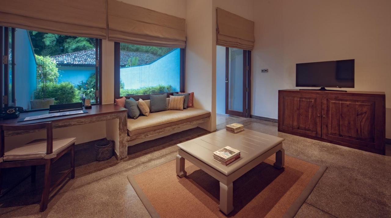 Mountbatten Suite