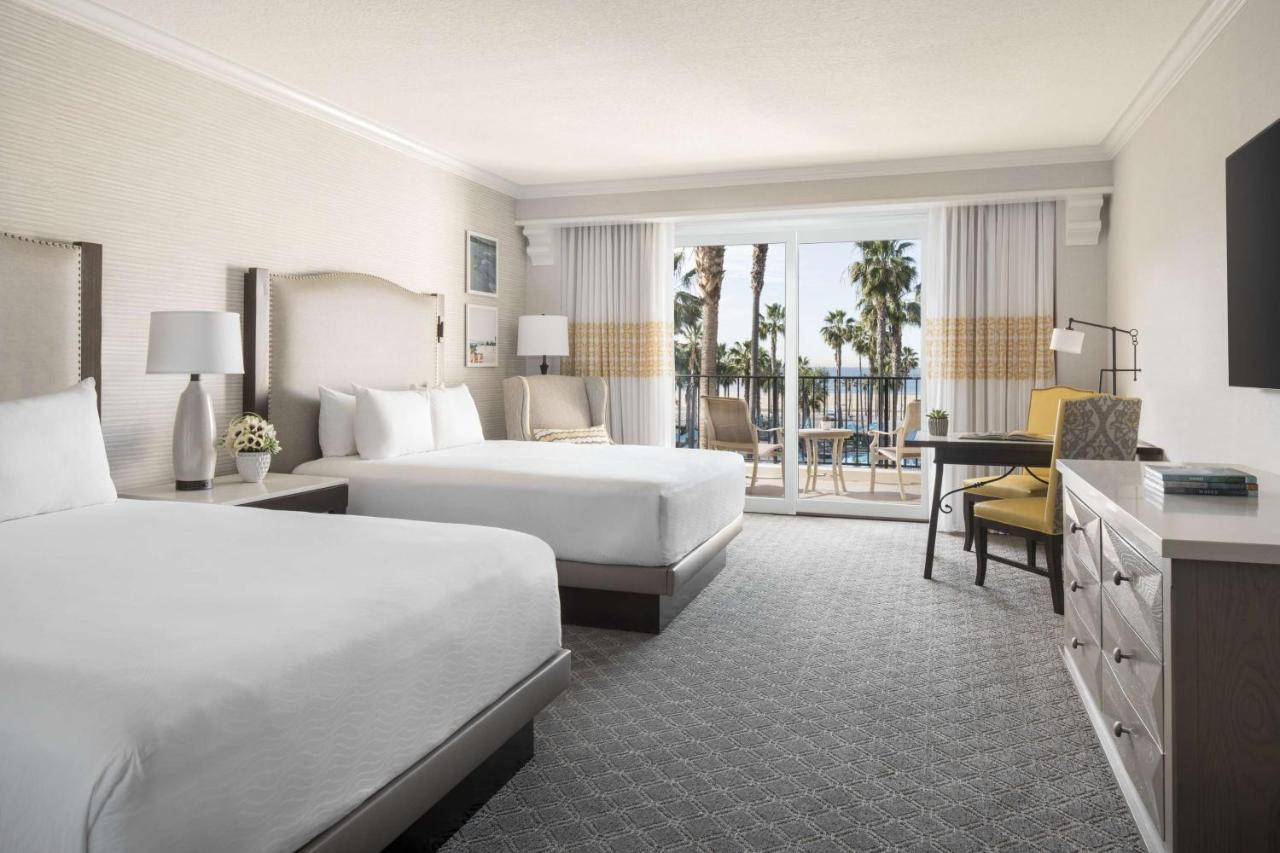 2 Queen Beds Ocean View