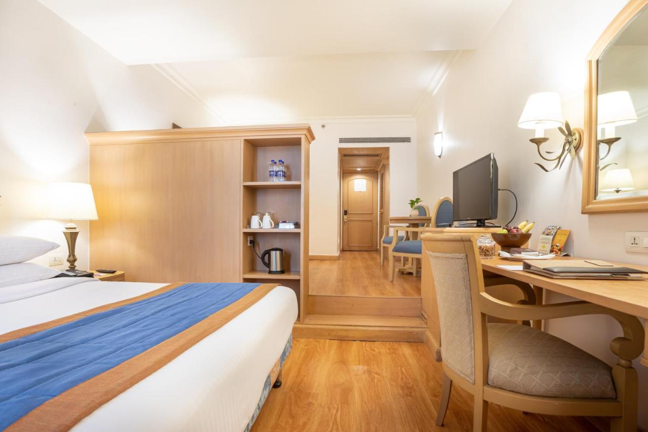 Executive Room Queen or Twin bed,982280023:JPEG