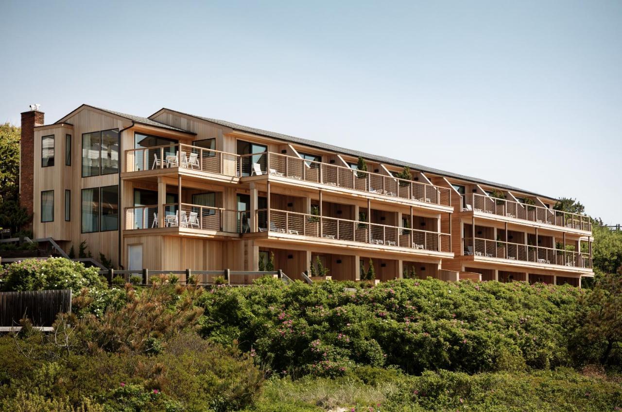 Deluxe Oceanfront