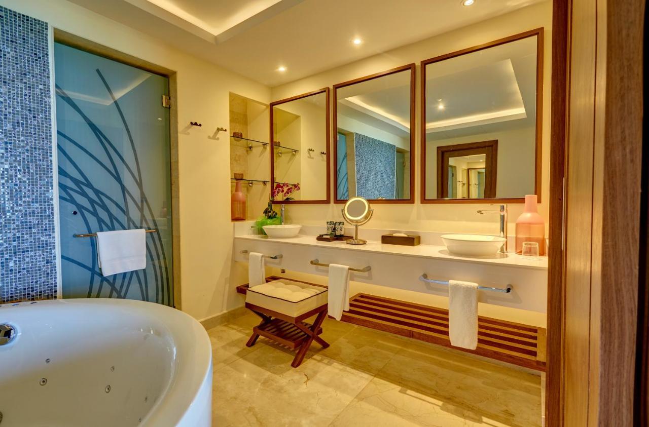 Luxury Chairman's Ocean view Two Bedroom Suite Diamond Club