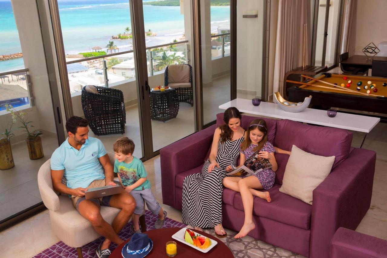 Luxury Chairman's Ocean view Two Bedroom Suite Diamond Club