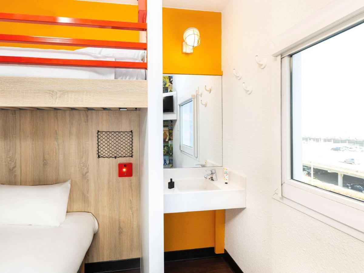 Room Mezzanine Level