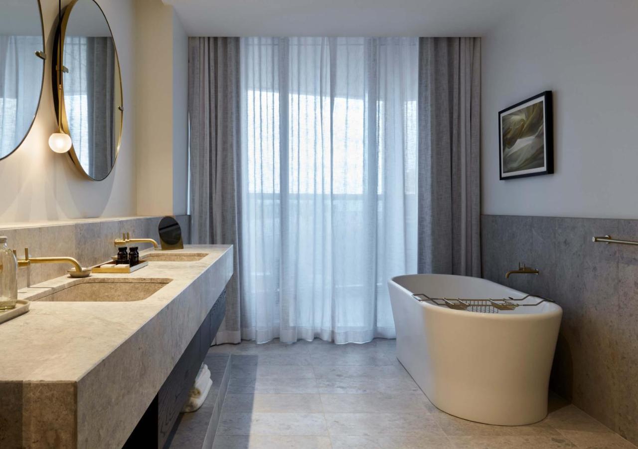 Oasis Suite,995184445:JPEG