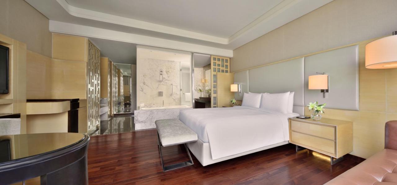 Deluxe Twin Room with Bathtub,1534025695:JPEG