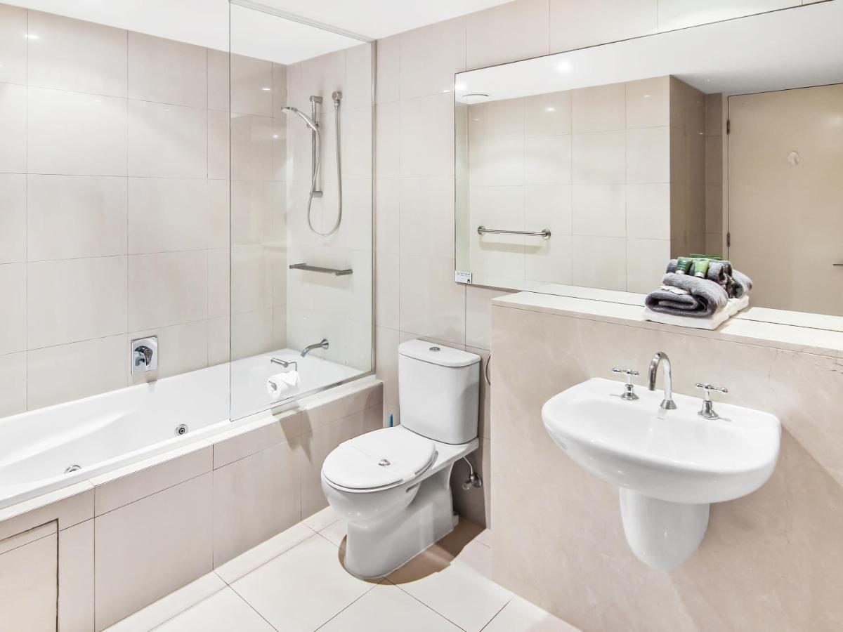 Three-Bedroom Apartment River View